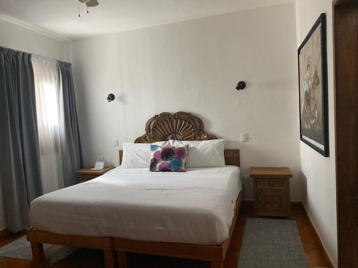 Hotel La Lejona Альенде Экстерьер фото