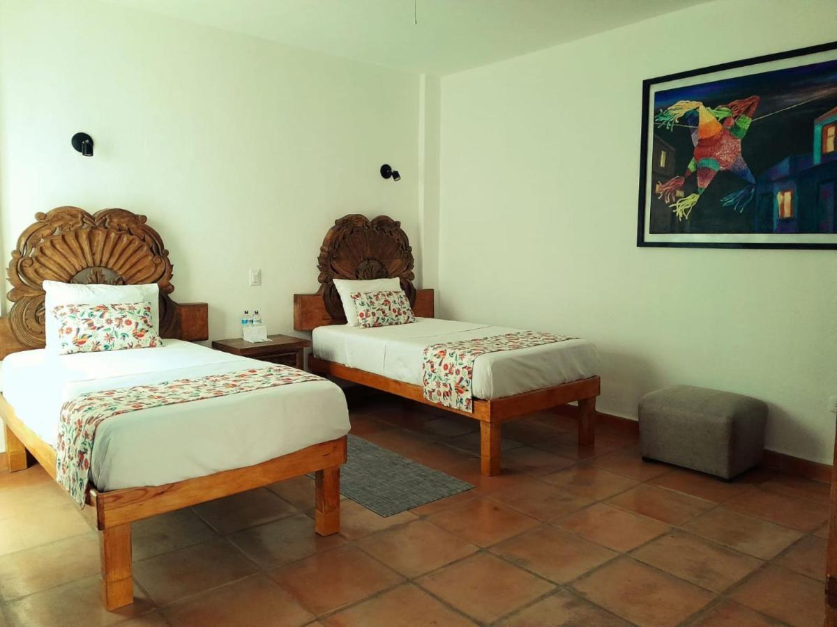 Hotel La Lejona Альенде Экстерьер фото